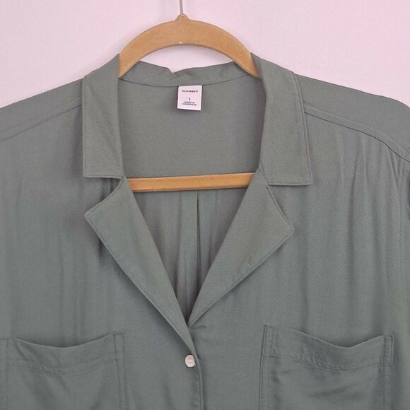 Ladies button front Blouse NWT - Picture 4 of 12